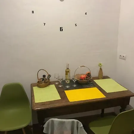 Apartament Center Rynok Square 17 *